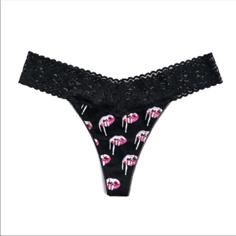 Brand NEW Kylie Lace Thong Panty NWT black